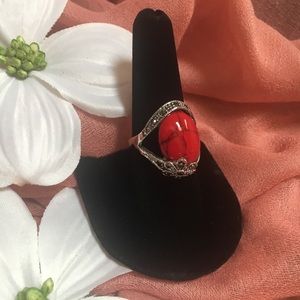 NWOT Red Stone fashion ring -Sz 9